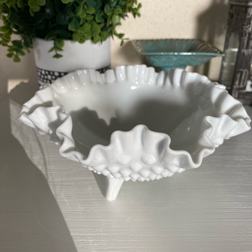 Vtg Fenton Hobnail Milk Glass Medium White Bowl  Ruffled Edge  3 Footed 8”X 3.5”